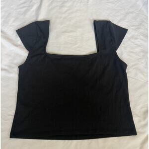 Me to We Essentials sz L women black top 0765